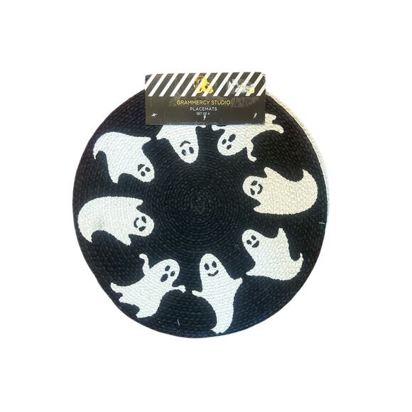 NEW Grammercy Studio Set of 4 Placemats Black White Ghosts Halloween Circle 15" - Picture 1 of 3